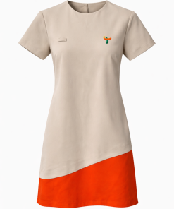 VESTIDO EMOZIONE AREIA COM RECORTE LARANJA , RECEPÇÃO, RESTAURANTE PRINCIPAL E KIDS HOSTESS, TAUA JP